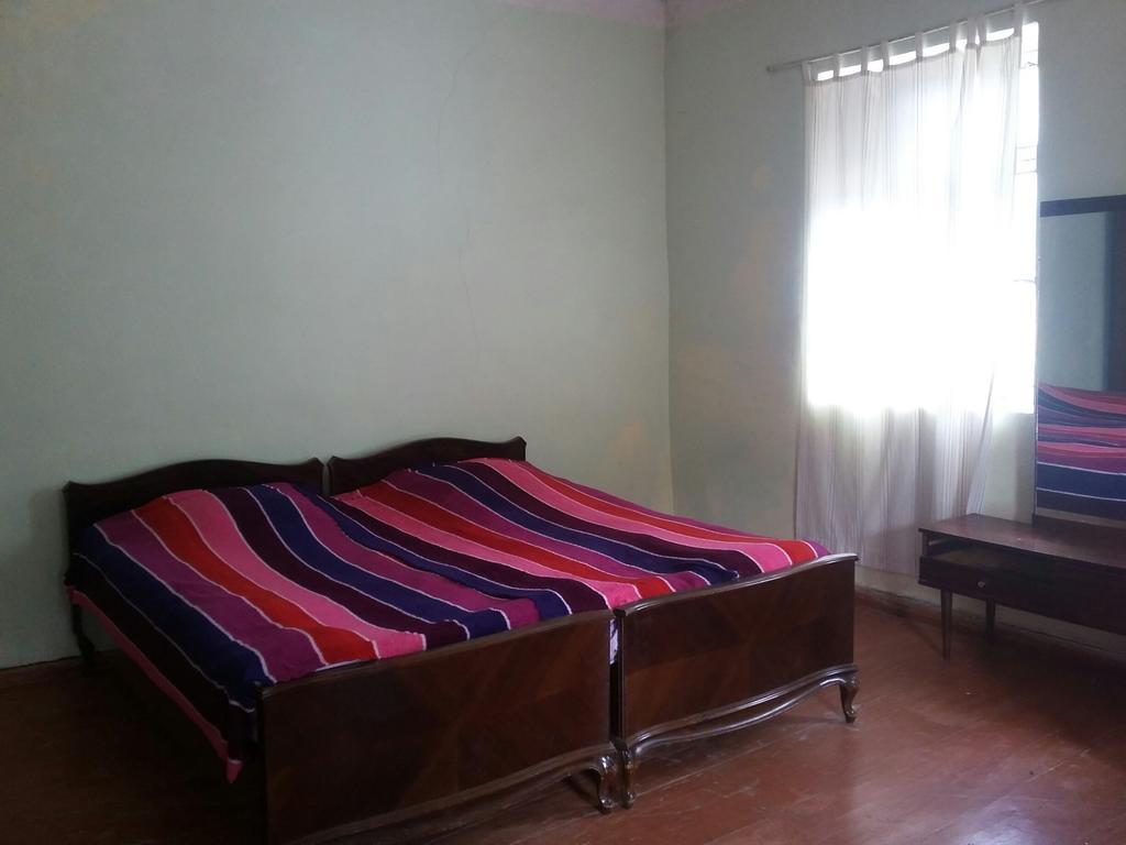 Guest House Adelina Mestia Extérieur photo
