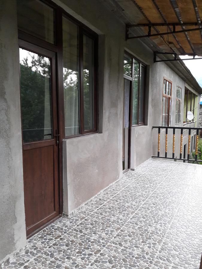 Guest House Adelina Mestia Extérieur photo