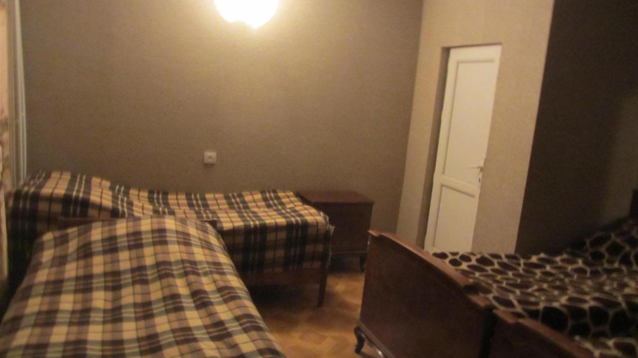 Guest House Adelina Mestia Extérieur photo