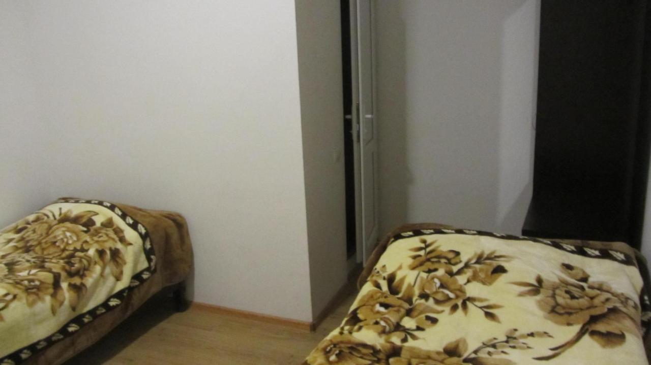 Guest House Adelina Mestia Extérieur photo