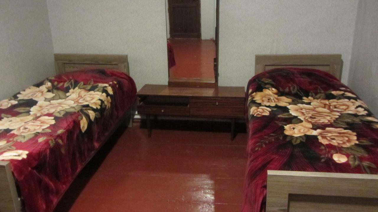 Guest House Adelina Mestia Extérieur photo
